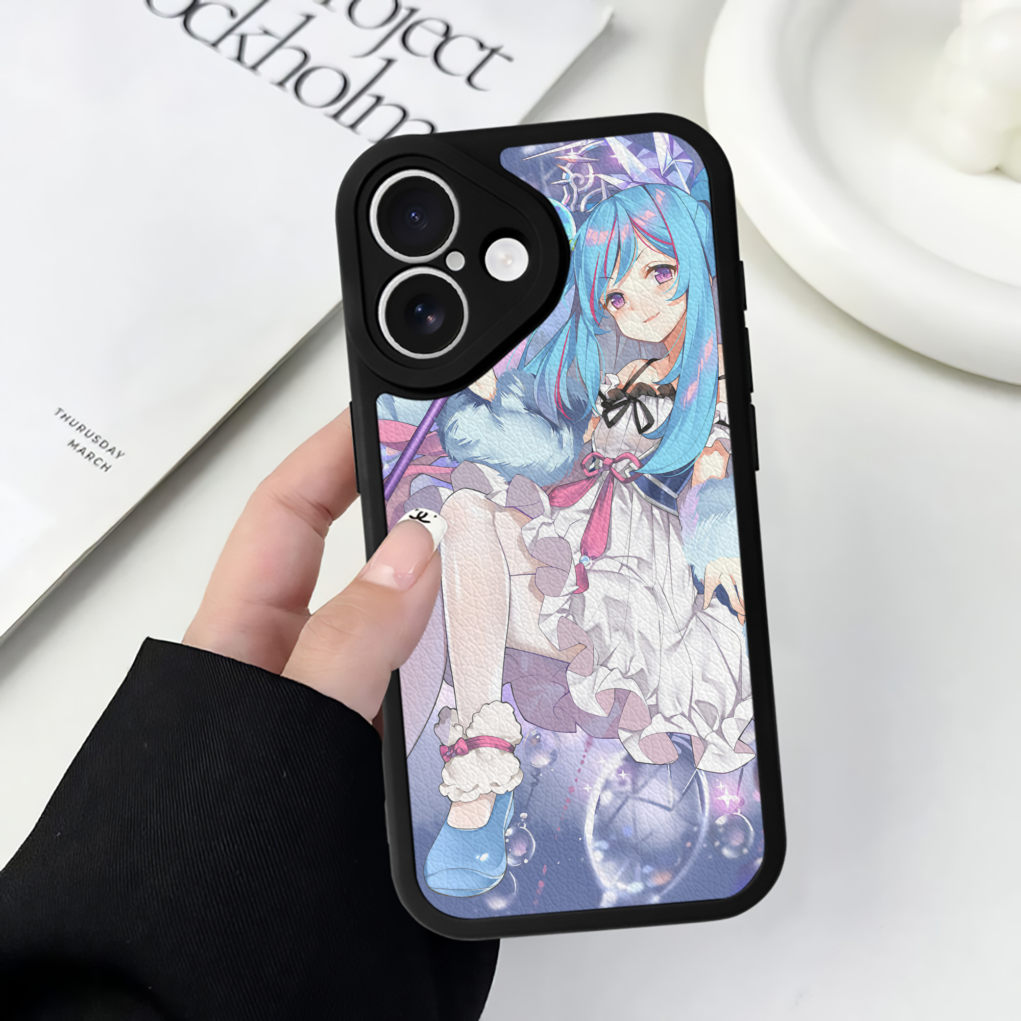 （画像用） 遊☆戯☆王 Yu-Gi-Oh! 【iPhone 16シリーズ対応】シリコンスマホケース（レザー調） 材質：シリコン